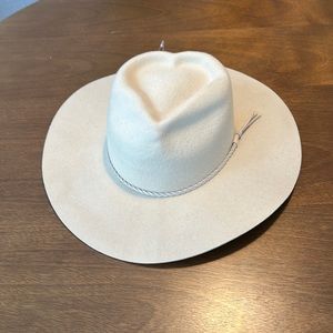 Peter Grimm Hat